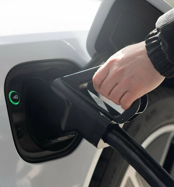 Recharge rapide : la Chine teste contre la saturation, leçons pour l'Europe