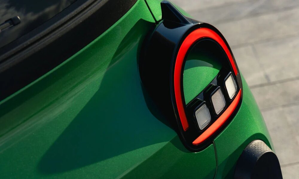 Renault : près de 5 000 ventes en septembre, futur succès égal à la R5 E-Tech