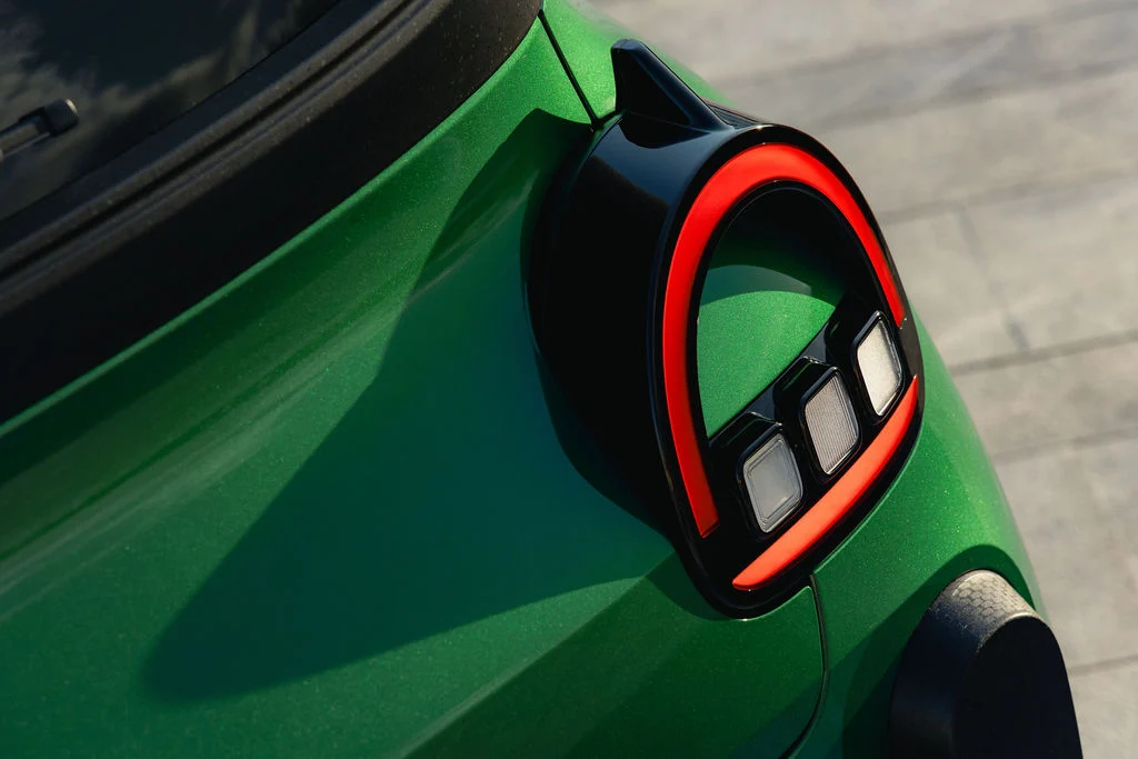 Renault : près de 5 000 ventes en septembre, futur succès égal à la R5 E-Tech Renault : près de 5 000 ventes en septembre, futur succès égal à la R5 E-Tech